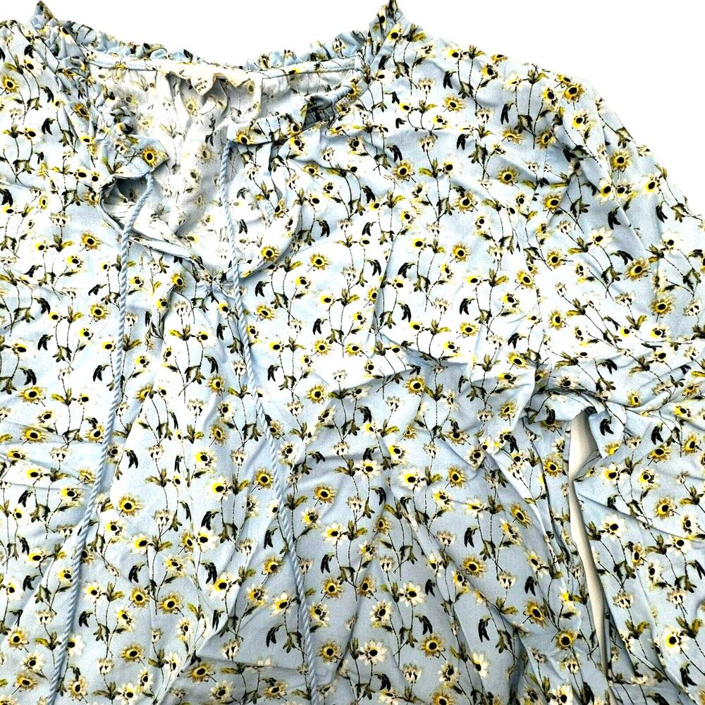 JANE AND DELANCEY | Medium baby blue Floral Daisy Boho peasant tunic blouse Top
